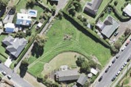44 School Road, Riverhead, Riverhead