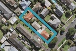 1/11 Matai Road, Greenlane, Auckland