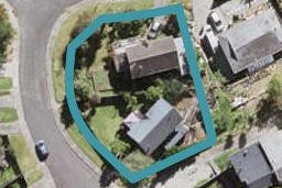 2/2 Eugen Place, Bayview, Auckland