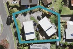 1/2 Carl Place, Unsworth Heights, Auckland