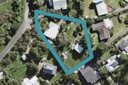 33A Tiri Road, Oneroa, Waiheke Island