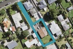 13A Lavelle Road, Henderson, Auckland