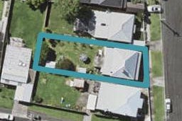 13 Kiwi Road, Stanley Point, Auckland
