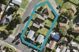 2/5 Molley Green Place, Mount Roskill, Auckland