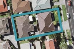 2/81 Aviemore Drive, Highland Park, Auckland