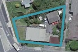102 Main Road, Tawa, Wellington