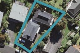 2/13 Gretel Place, Hillcrest, Auckland
