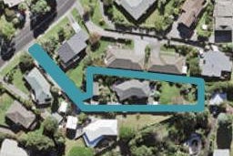 10 Lantana Road, Green Bay, Auckland
