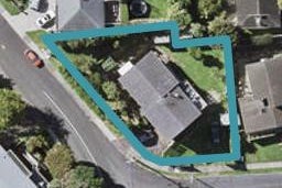 2 Gibson Place, Mellons Bay, Auckland