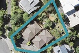 1/5 Stitchbird Close, Murrays Bay, Auckland