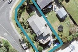 2 Capitol Road, Tindalls Beach, Whangaparaoa