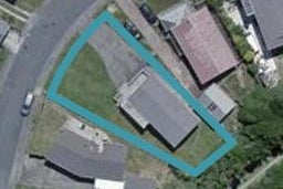 11 Evesham Place, Newlands, Wellington