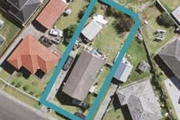 35 Coburg Street, Henderson, Auckland