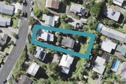 2/22 Matipo Road, Mairangi Bay, Auckland