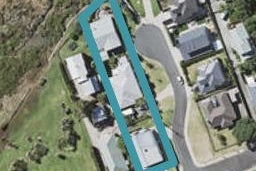 2/2 Merwood Lane, Devonport, Auckland