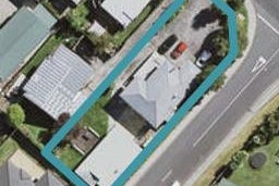 57 Awaroa Road, Sunnyvale, Auckland