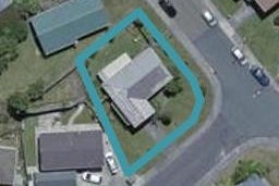 12 Cheltenham Terrace, Newlands, Wellington