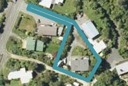 1736 Queen Charlotte Drive, Picton