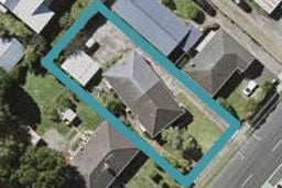 2/169 Shakespeare Road, Milford, Auckland