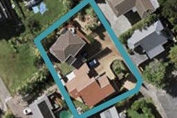 2/27 CASSANDRA GROVE, Totara vale, Auckland