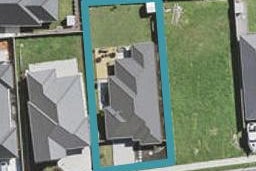 10 Pohue Avenue, Huapai, Kumeu