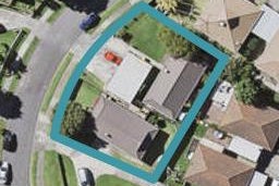 1/4 Tyndrum Place, Highland Park, Auckland
