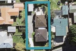 2/2 Aplin Place, Birkdale, Auckland
