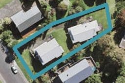 2/17 Anne McLean Drive, Bayview, Auckland