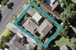 2/64 Prince Regent Drive, Half Moon Bay, Auckland
