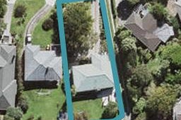 13 Shanaway Rise, Hillcrest, Auckland
