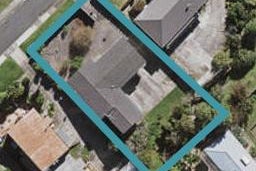 20 Martin Crescent, Northcote, Auckland