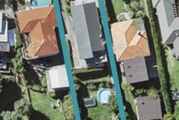 28 Peter Terrace, Castor Bay, Auckland