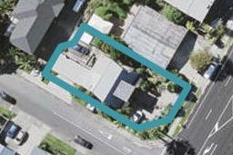 498 East Coast Road, Windsor Park, Auckland
