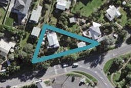 19 Hamilton Road, Surfdale, Waiheke Island