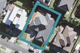15 Corricvale Way, Northcross, Auckland
