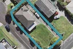 20 Tiroroa Avenue, Te Atatu South, Auckland