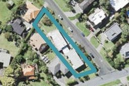 4/2 Scarboro Terrace, Murrays Bay, Auckland