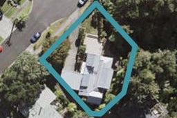 27 Le Roy Terrace, Birkenhead, Auckland