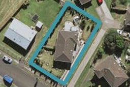 35 Chadwick Crescent, Mangere East, Auckland