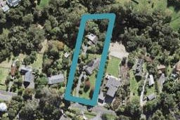 42 Chatham Avenue, Paremoremo, Auckland
