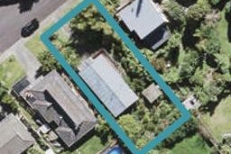 10 Oruamo Place, Beach Haven, Auckland