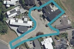 11 Peninsula Point, Huntington, Hamilton