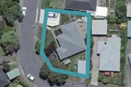 8 Lynda Avenue, Paparangi, Wellington