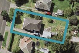 44 Waddell Avenue, Point England, Auckland