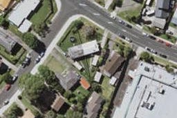 2D Cockayne Crescent, Sunnynook, Auckland