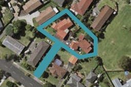 2/17 Diorella Drive, Clover Park, Auckland
