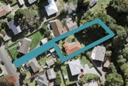 9 Crocombe Crescent, Beach Haven, Auckland