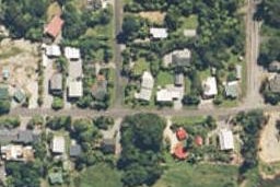 10 Stuart Street, Lake Kaniere, Hokitika