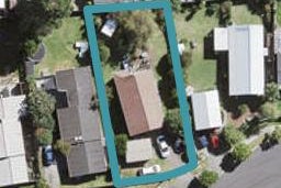 8 Macrocarpa Place, Ranui, Auckland