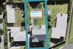 16 Clinton Avenue, Te Atatu Peninsula, Auckland